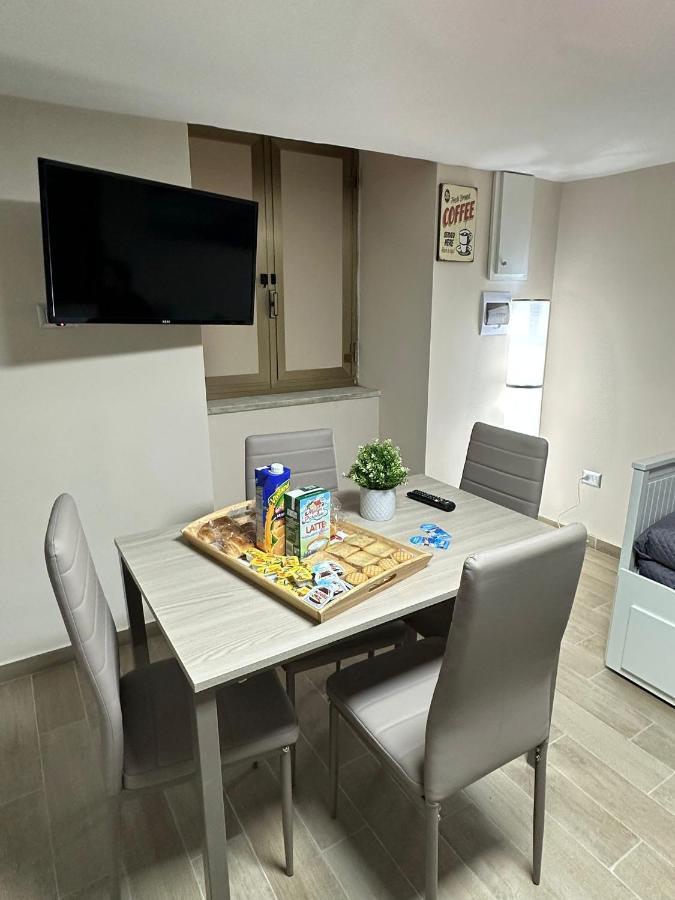 Napoli Centro - La Casa Di Sasa Bed and Breakfast Buitenkant foto